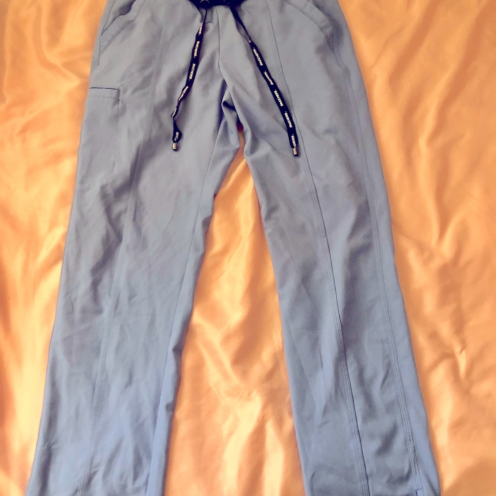 Women’s ciel blue scrub bottoms small